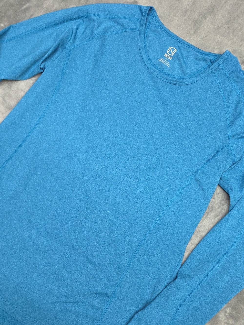 Noble Outfitters XL Women’s Long Sleeve Performance Top in Teal Blue